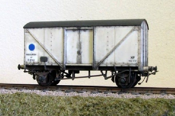 BR 12T Blue Spot Insulfish van