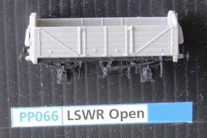 PP066 - SR LSWR 15'4" elliptical end 5 plank open with tarpaulin bar, plastic
