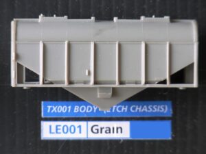 LE001 - BR Grain wagon (etched chassis, body ex Triang mouldings), plastic