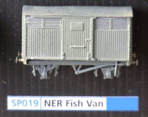 SP019 - LNER NER 10 Ton 17' Fish Van to NER D. F6 (Needs 10' u/f), plastic